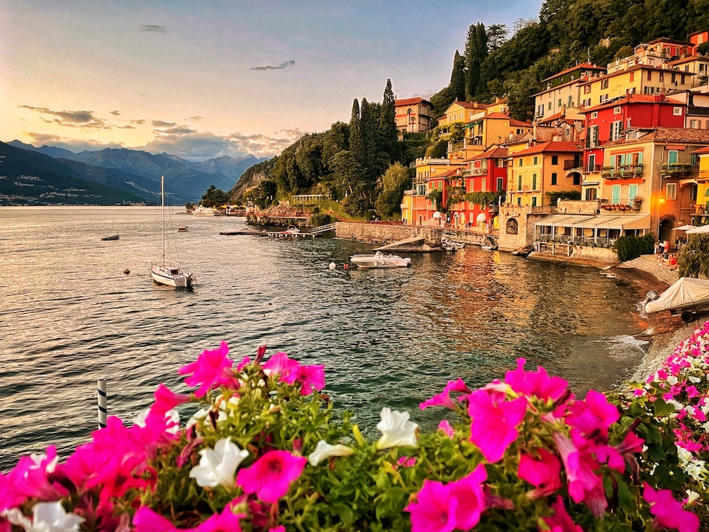 Photo of the colorful buildings on the shores of Lake Como in Varenna. Italy