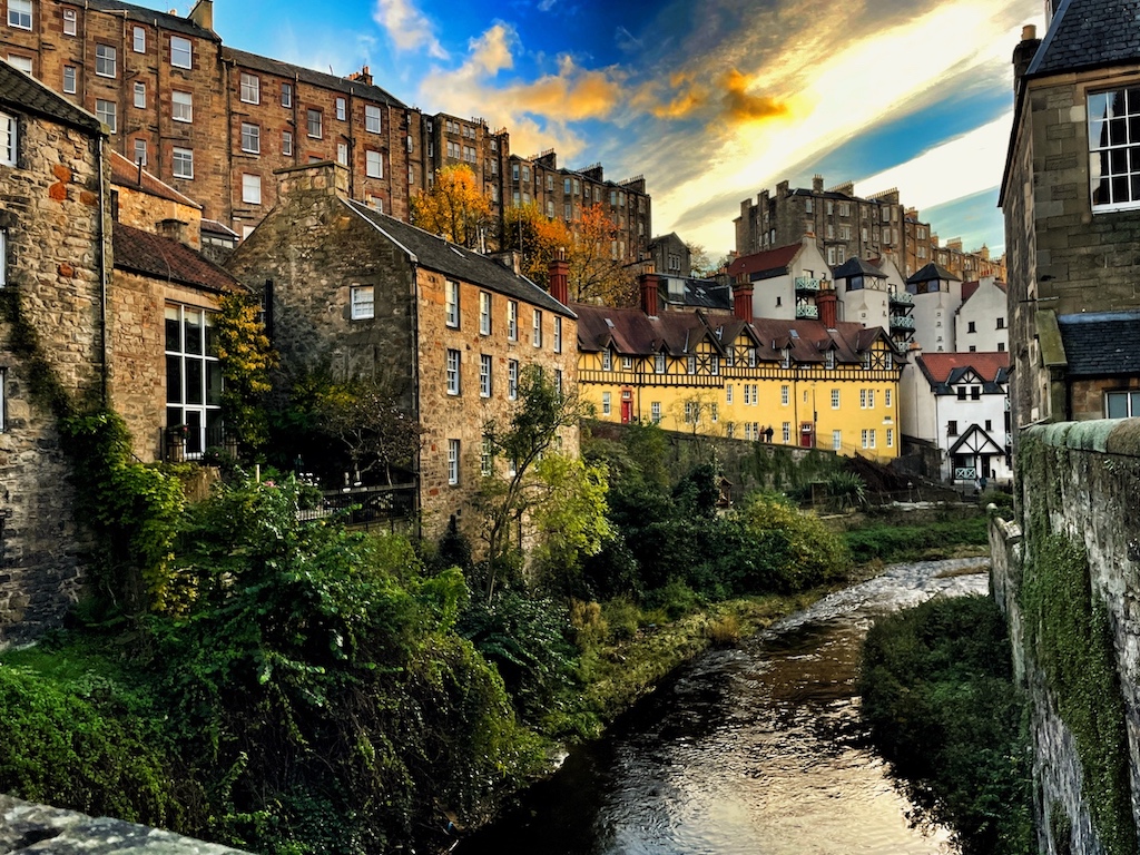 Photo of the Dean's Village in Edinburgh, Scotland